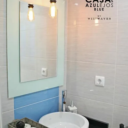 Casa Do Azulejo - Blue Apartment Peniche Exterior photo